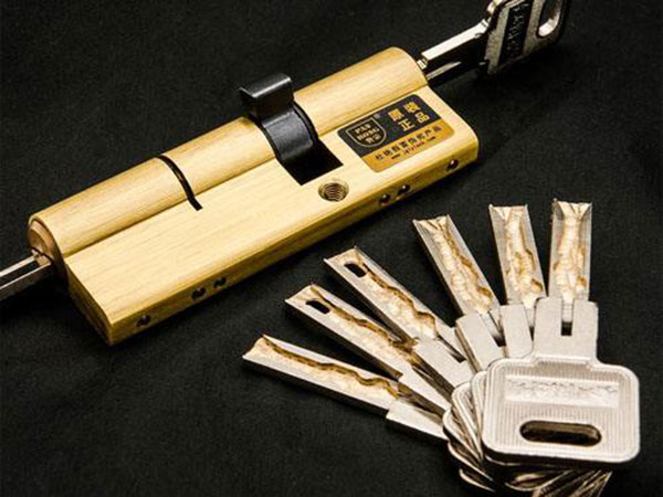 漠河24小时上门开锁公司